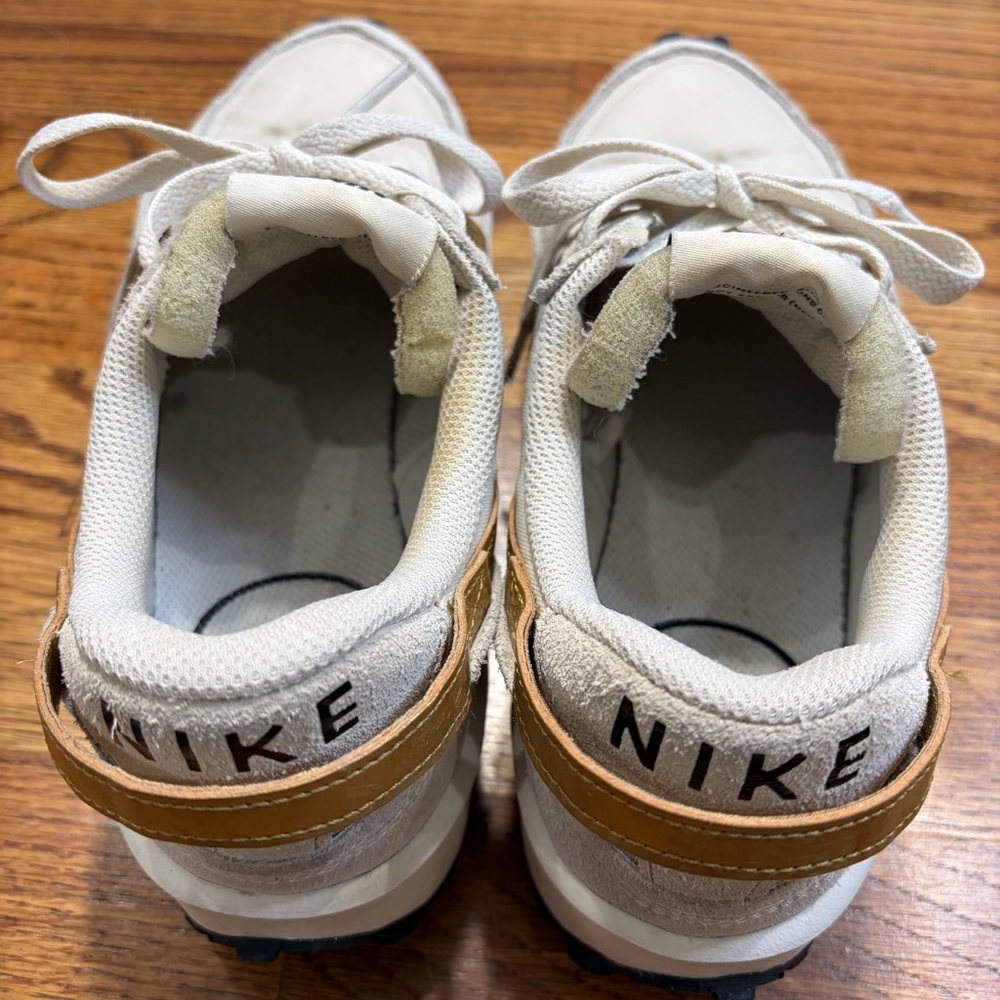 Nike Waffle Debut Running Shoe - Off-White & Gold - Picture 7 of 11